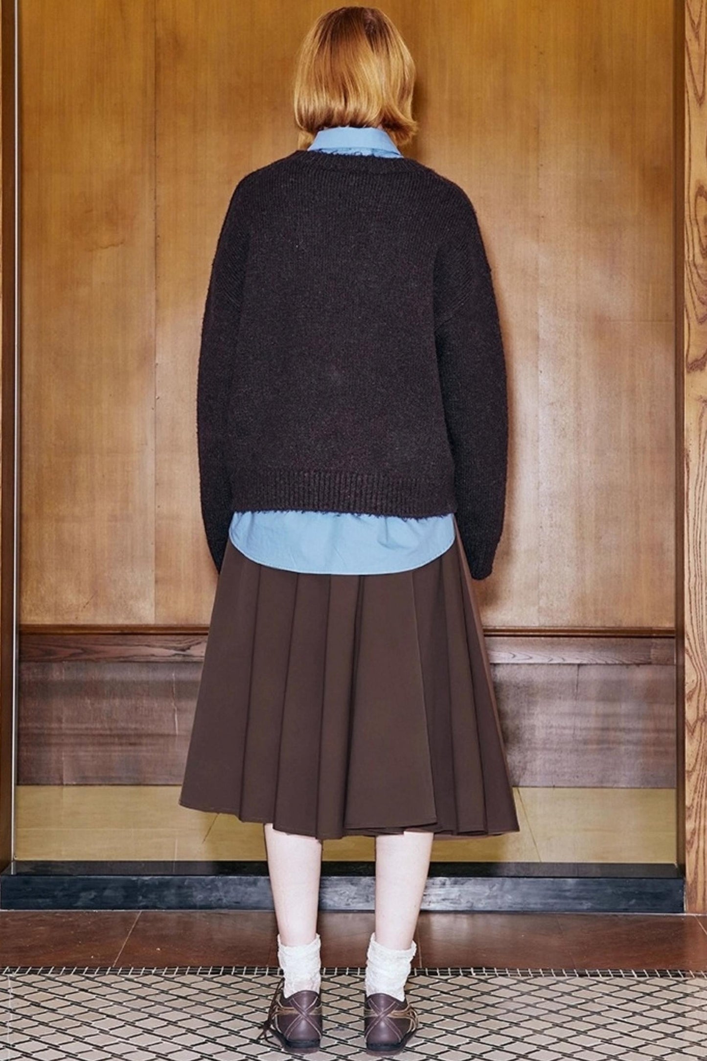 Elegant Pleated Midi Length Skirt