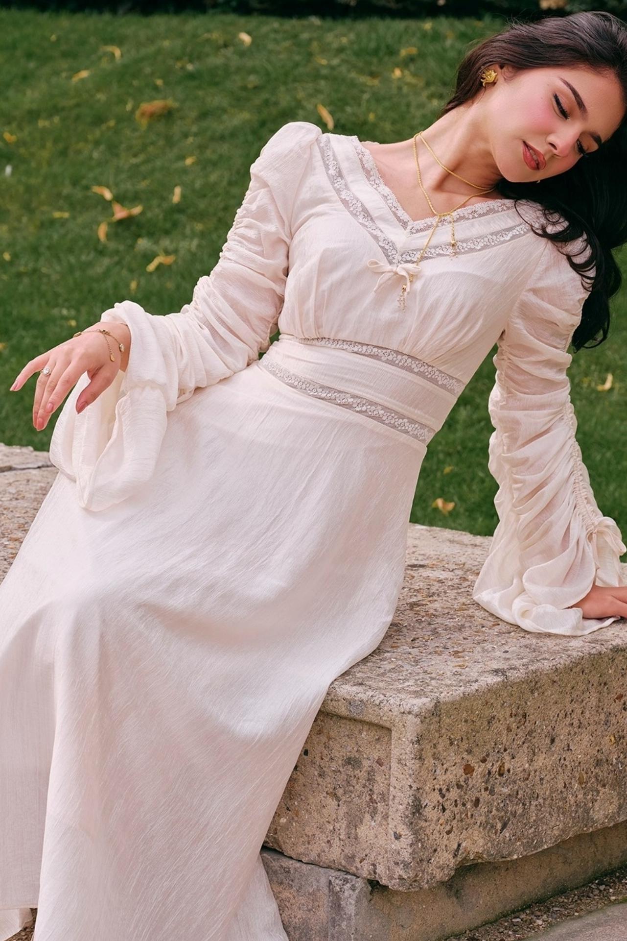 French court style V-Neck Satin Dress