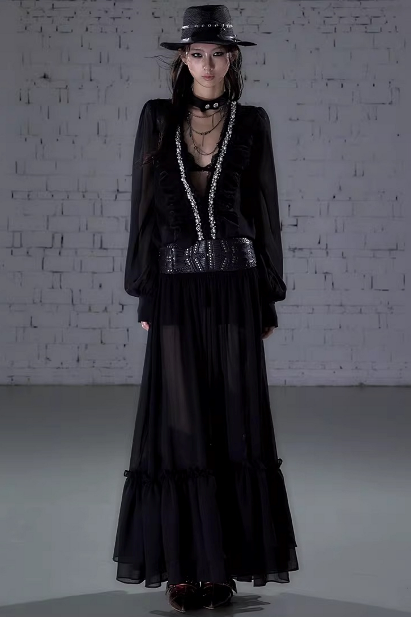 Modernes Palast-Chiffonkleid