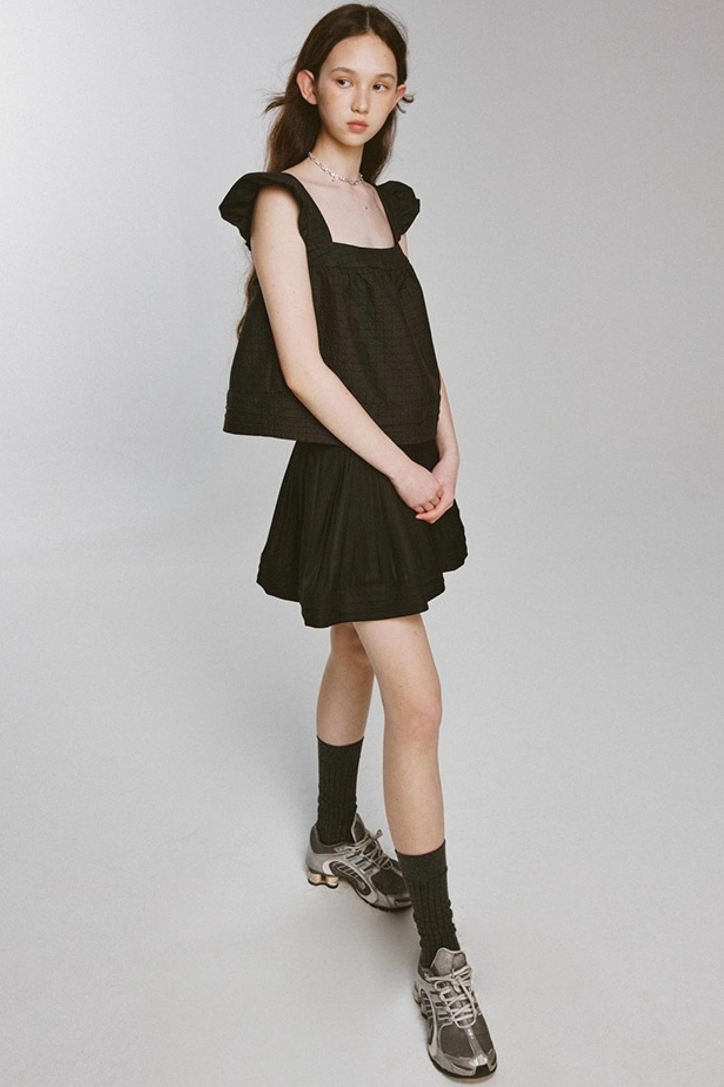 Waist Shape Short Pleated Skirt