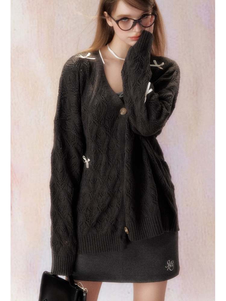 Ribbon Race V-Neck Knit Cardigan