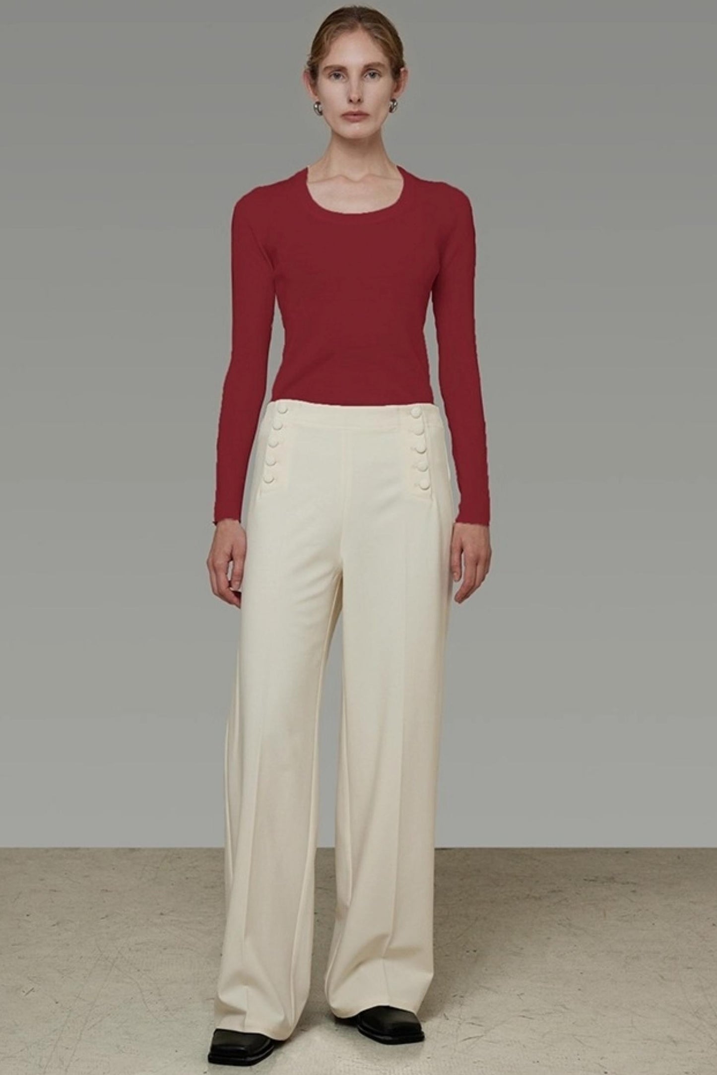 U-Neck Wool Slim Sweater