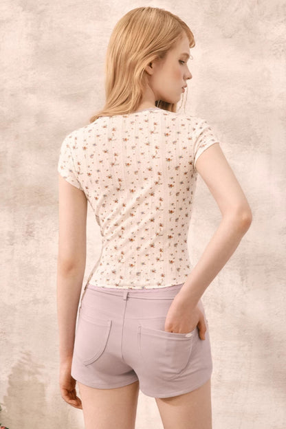 Summer Lace V-Neck Slim Tee