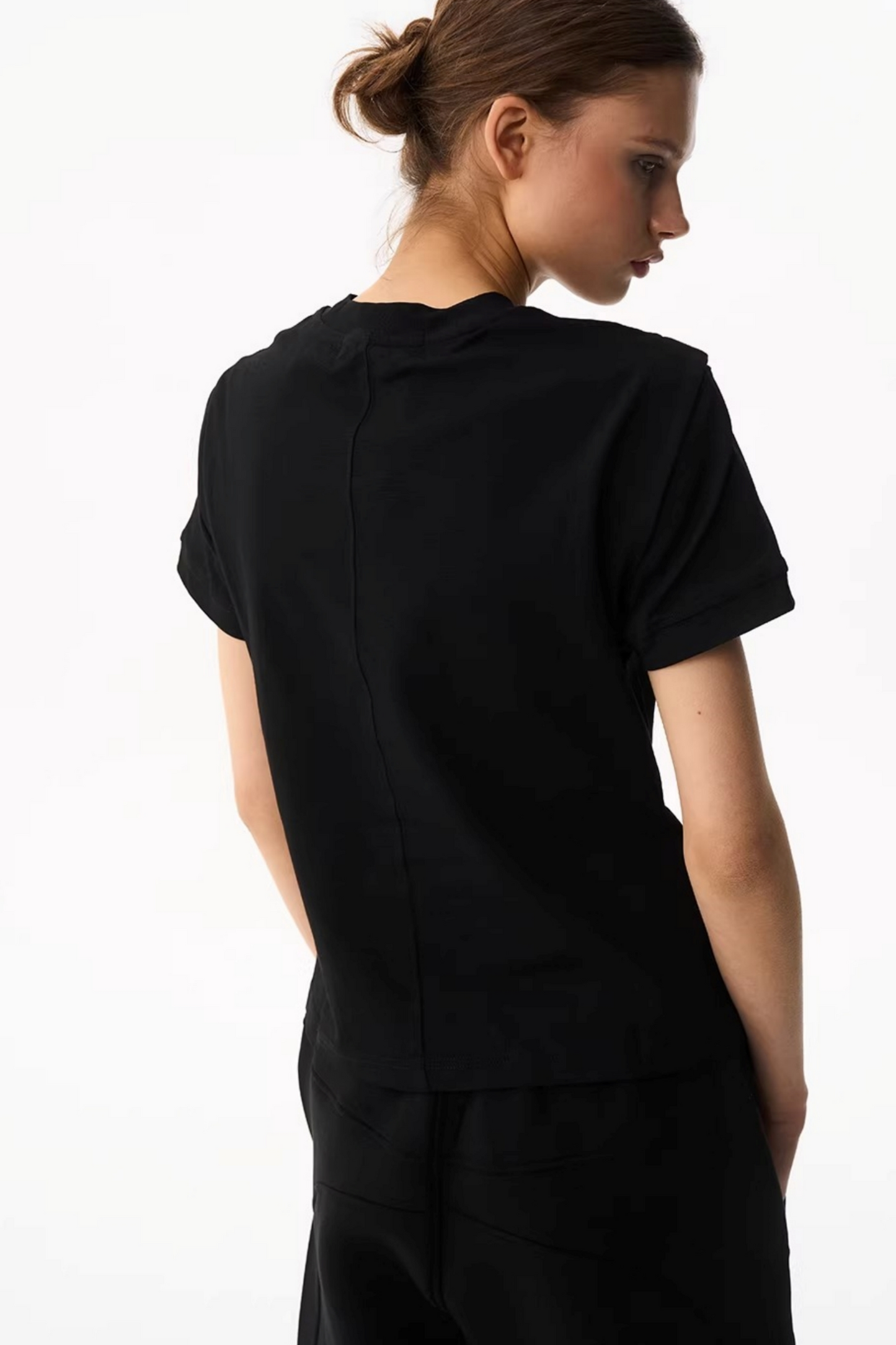 Solid Color Slim-Fit T-Shirt