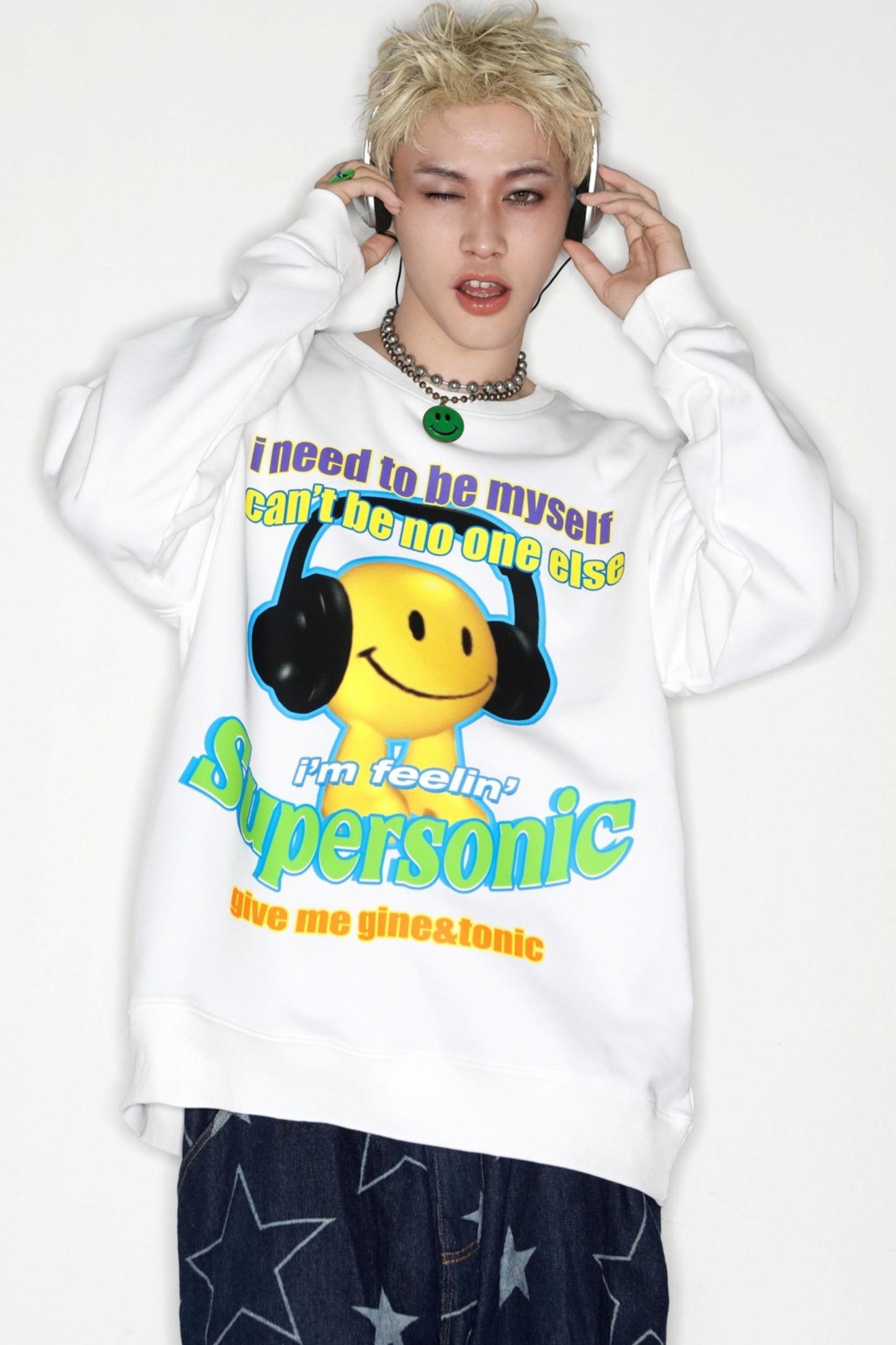 Relax Smiley Sweat Top