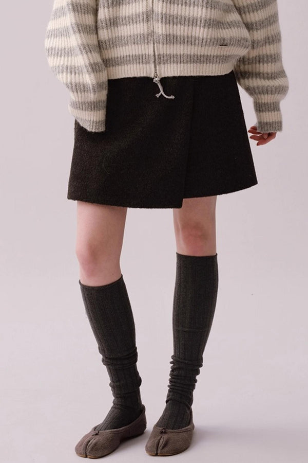 Heavy Wool Diagonal Skirt