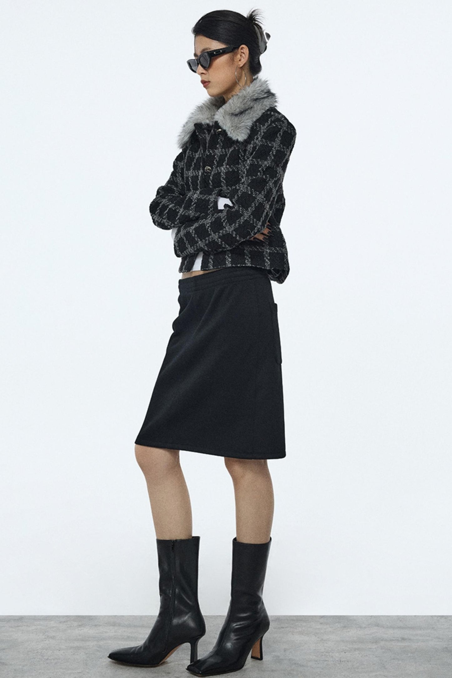 Black Elastic Waist Winter Skirt