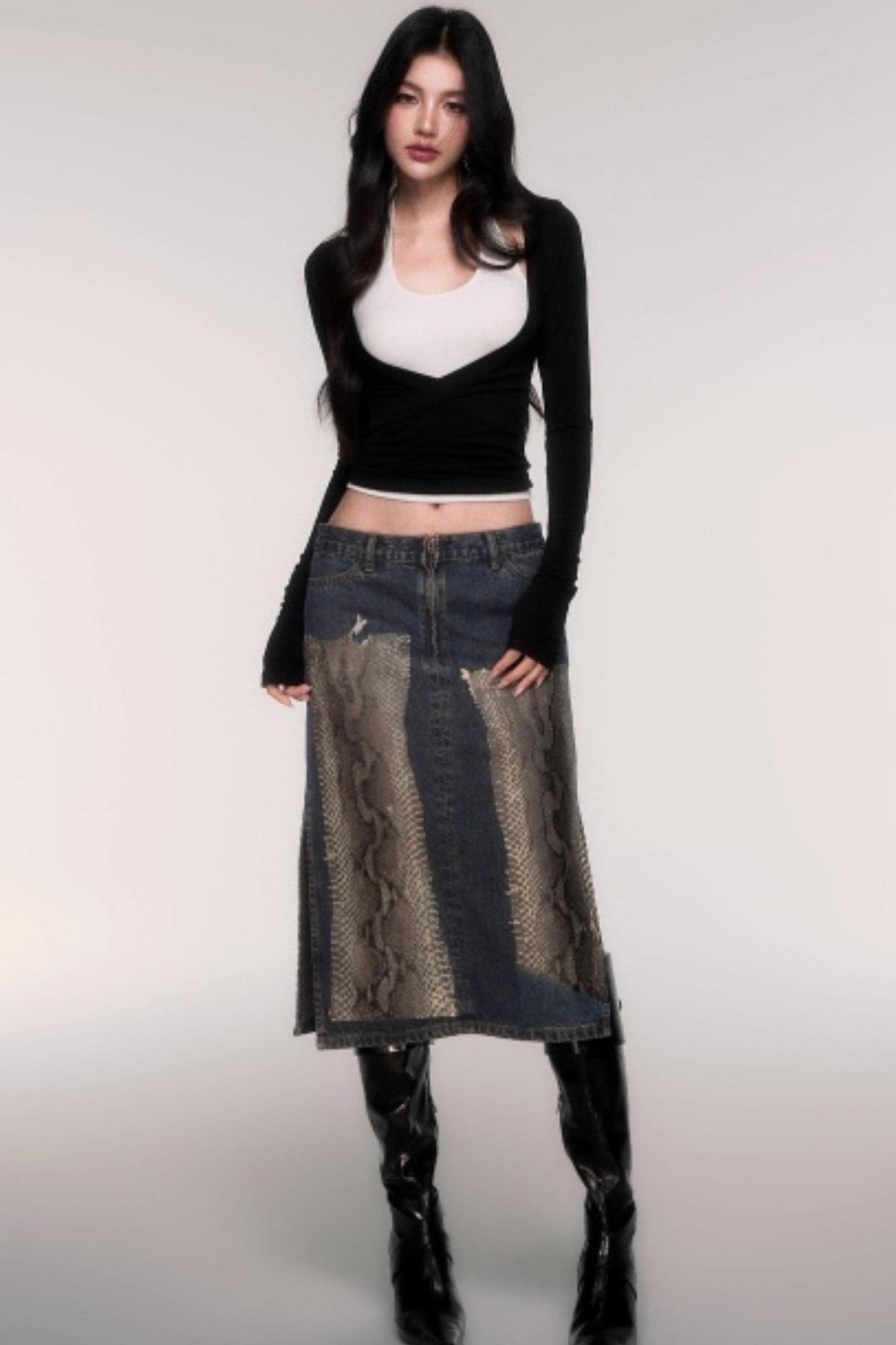 Two-Piece Halterneck Long Sleeve Top