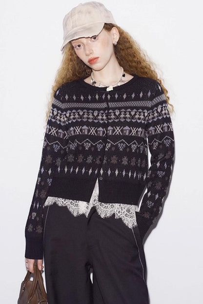 Jacquard Embroidery Slim Cardigan