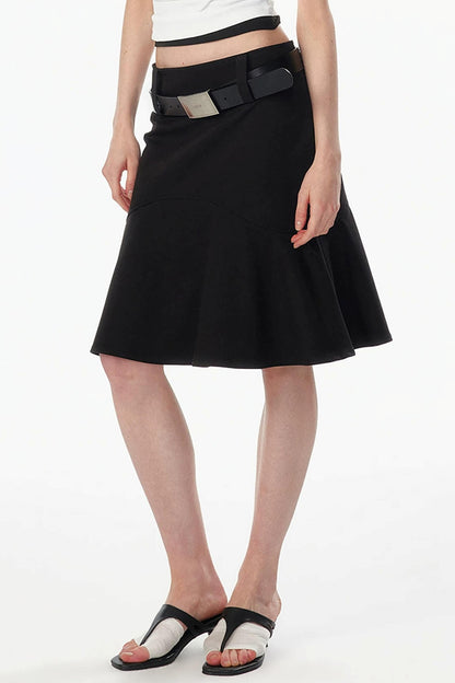 Wide-Waisted Fishtail Skirt