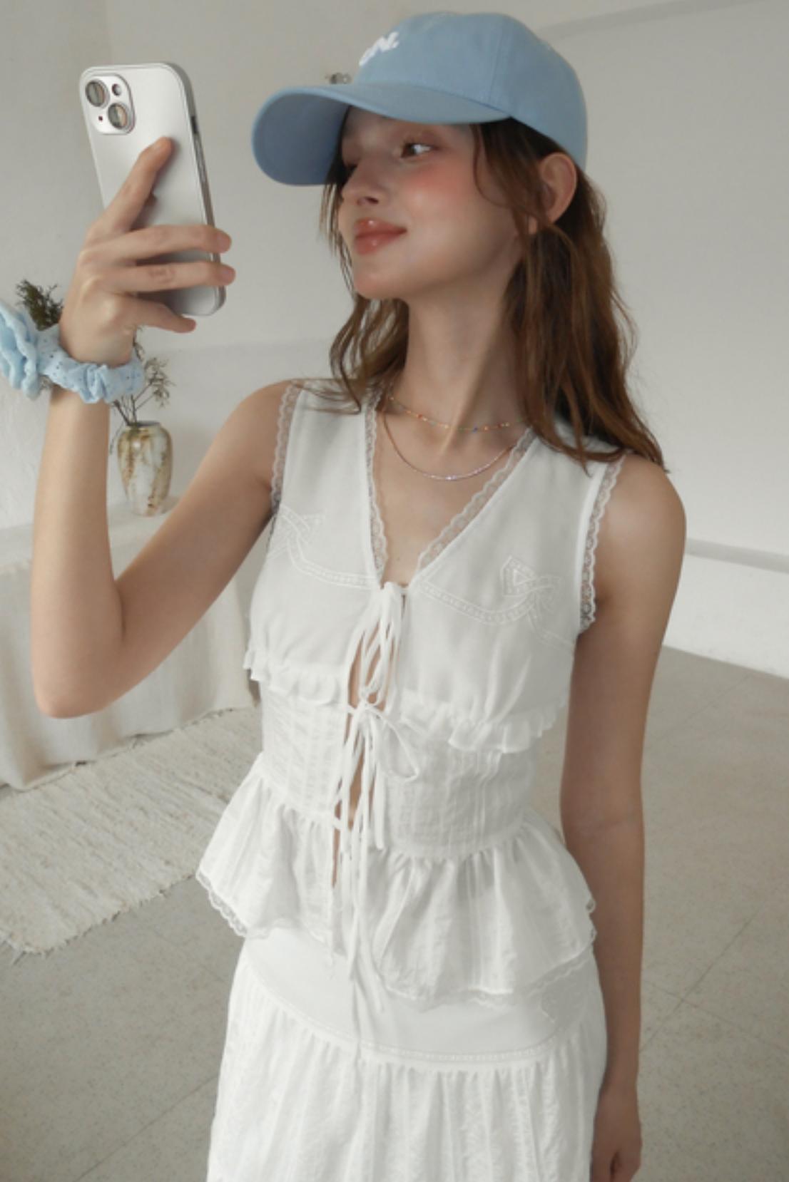 Face-Slimming Duckbill Cap