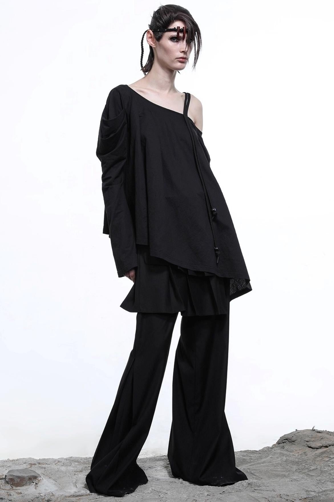 One World Contemplation Long-sleeved T-shirt