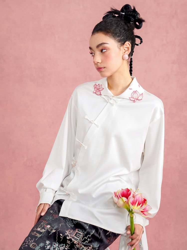 Lotus Flower Embroidery Chinese Blouse