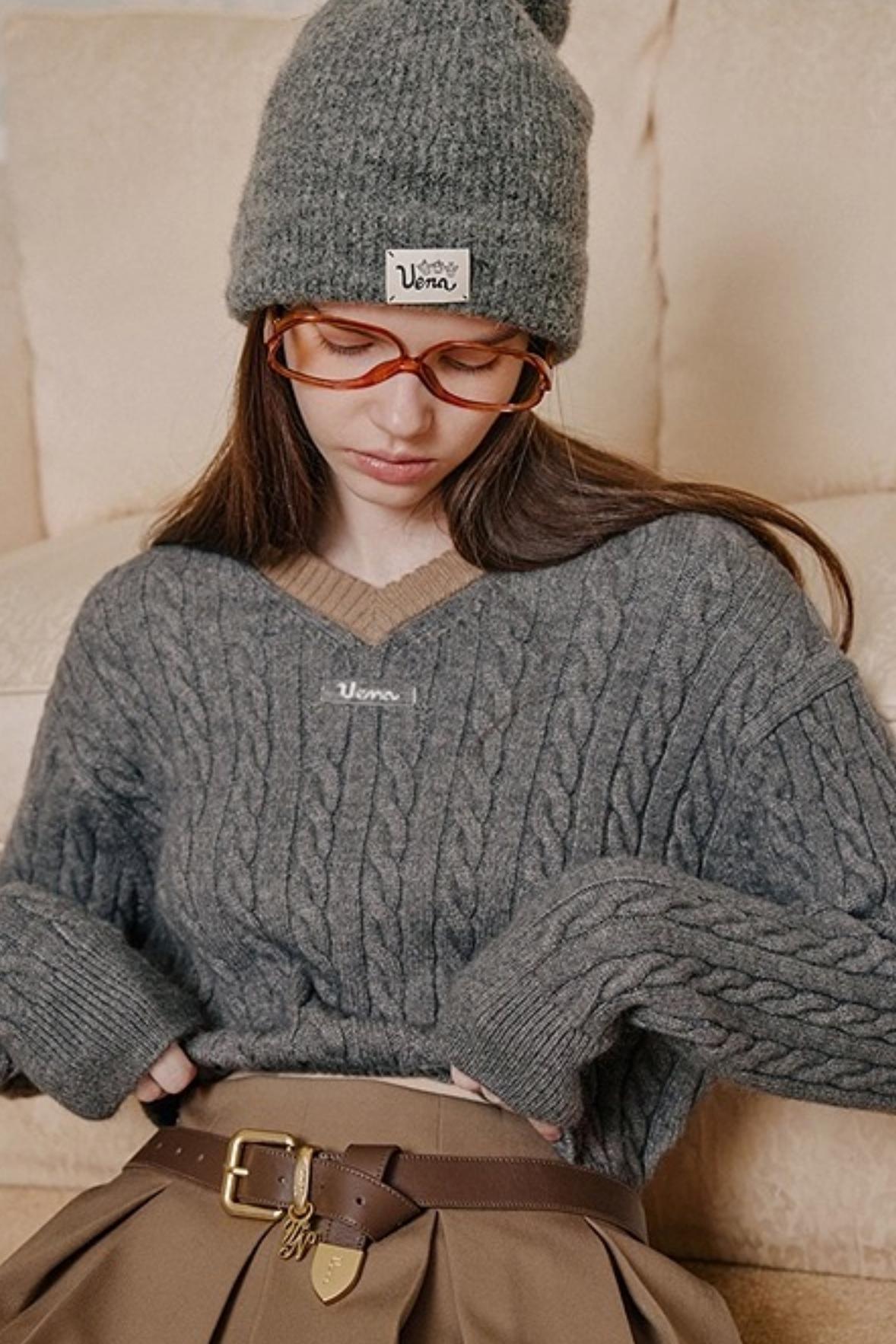 Retro Color-Blocked Knit Sweater