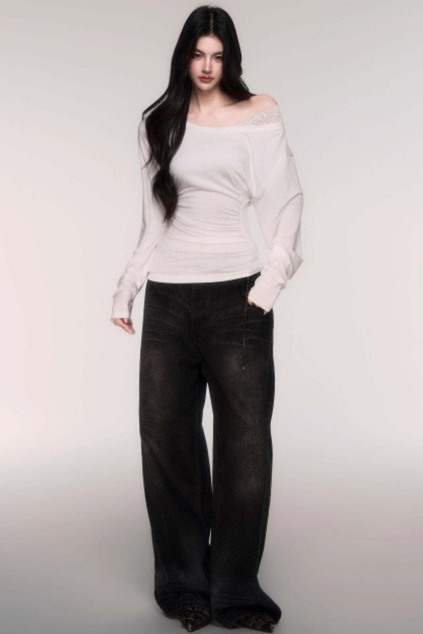 Washed High-Waisted Wide-Leg Jeans