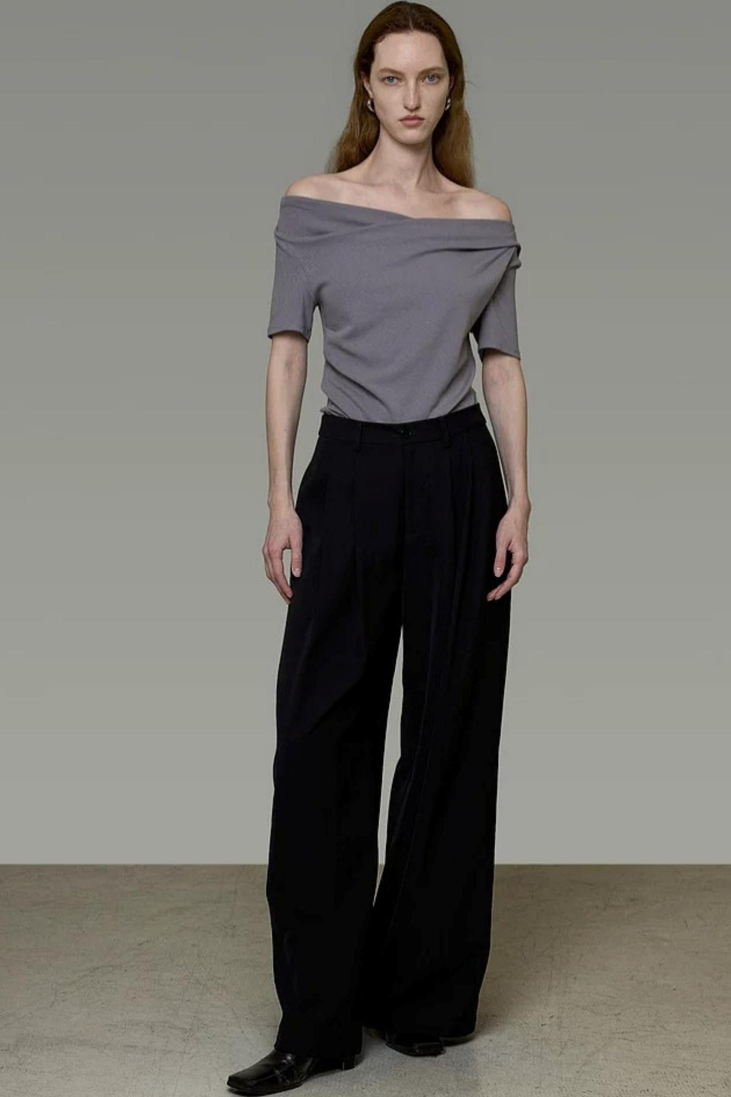 Asymmetrisches Oberteil mit Swing-Kragen