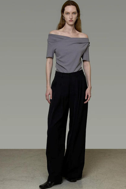 Asymmetrisches Oberteil mit Swing-Kragen