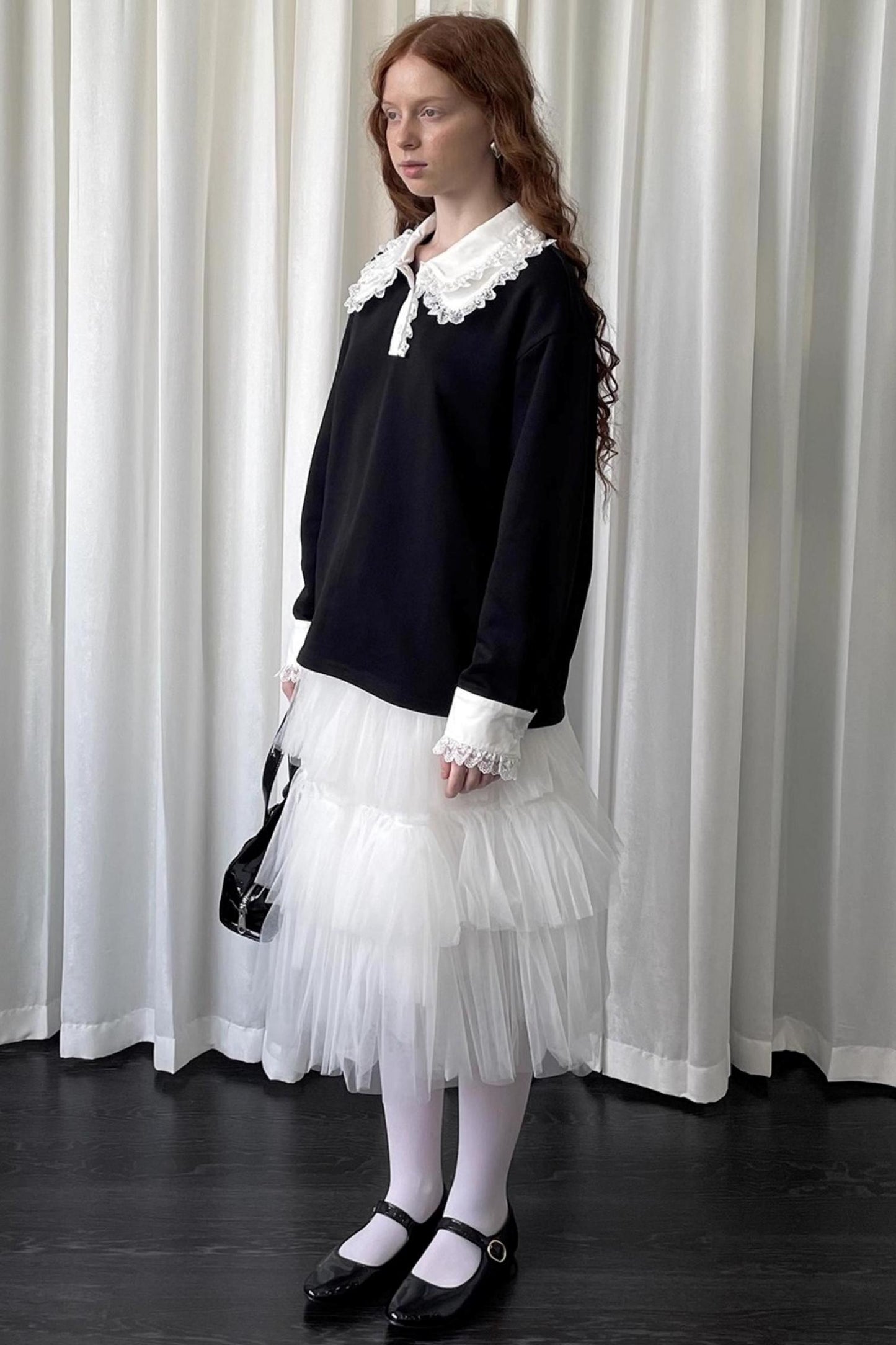 Lace Panel Knitted Sweatshirt