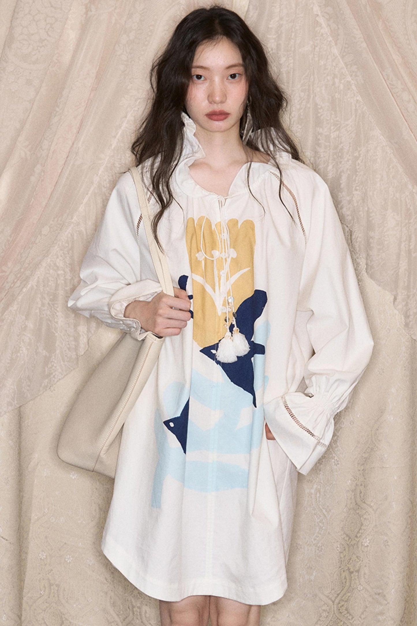 Tulip Bird Print Wood Ear Collar Long Top