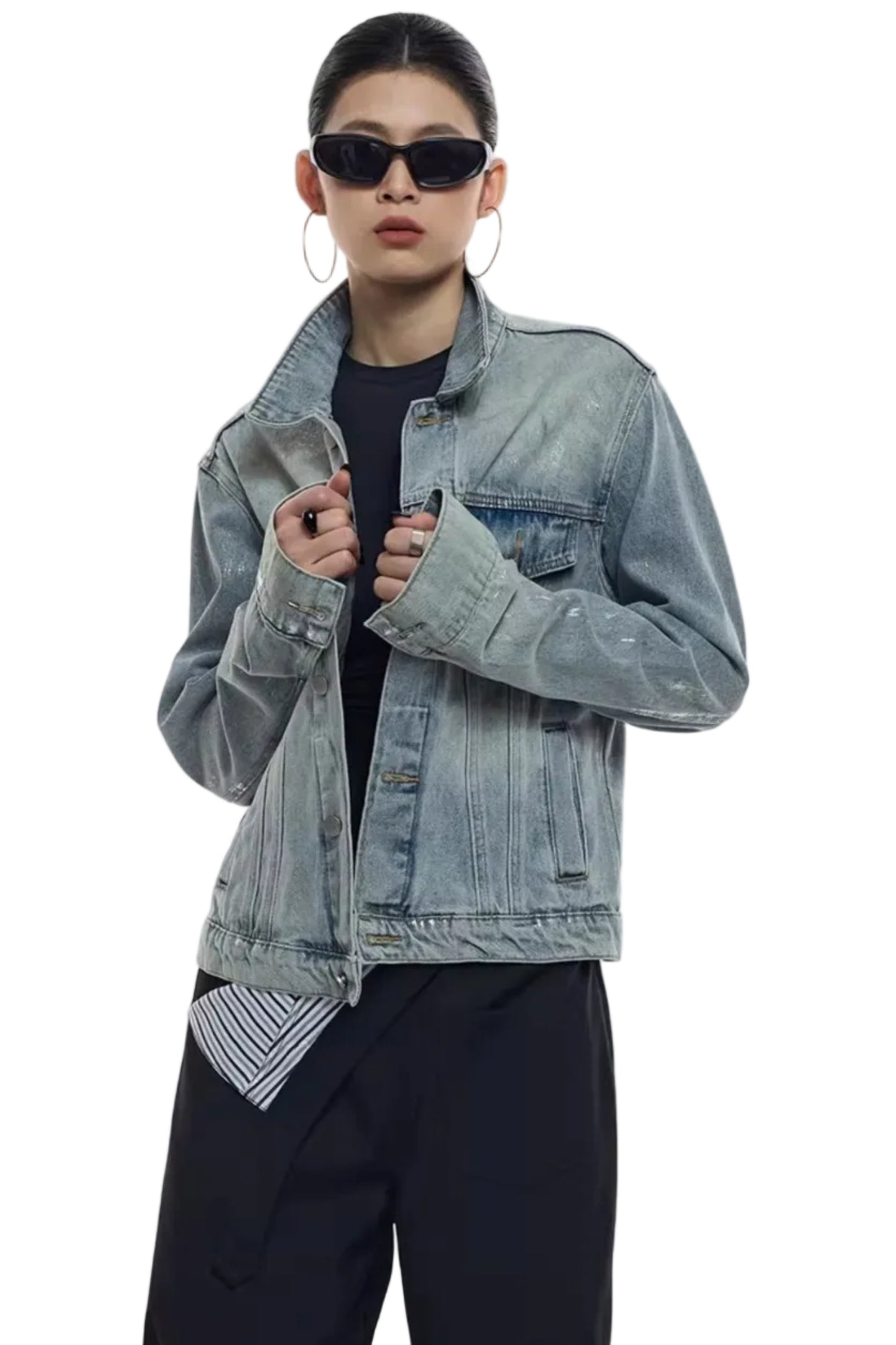 Handgefertigte Jeansjacke mit Silberverzierung