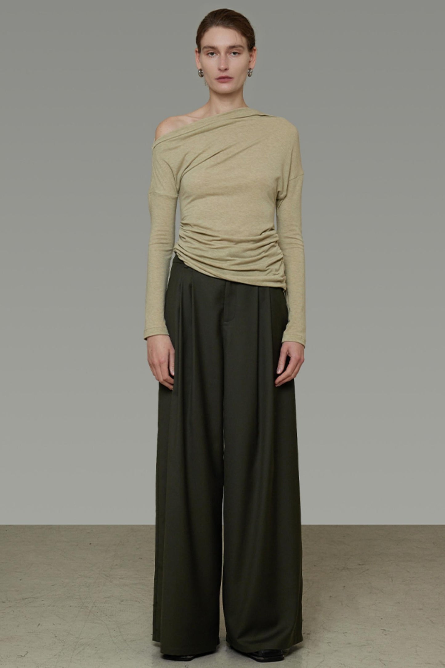 High-End Loose Pleated Coat Set-Up