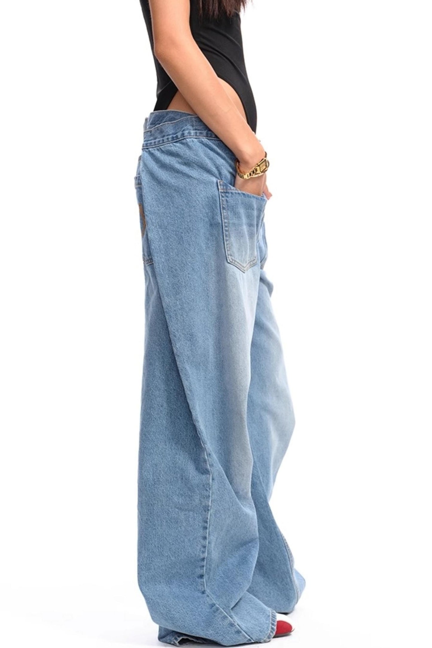 Reversed Wide-Leg Cargo Pants