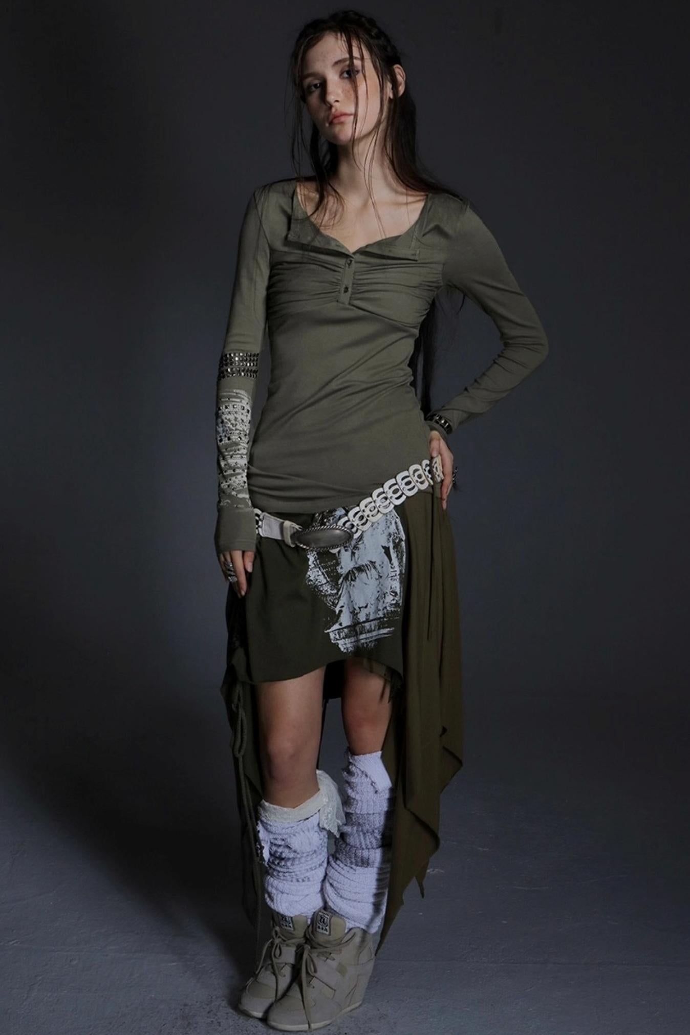 Diamond Loop Long Sleeve Top