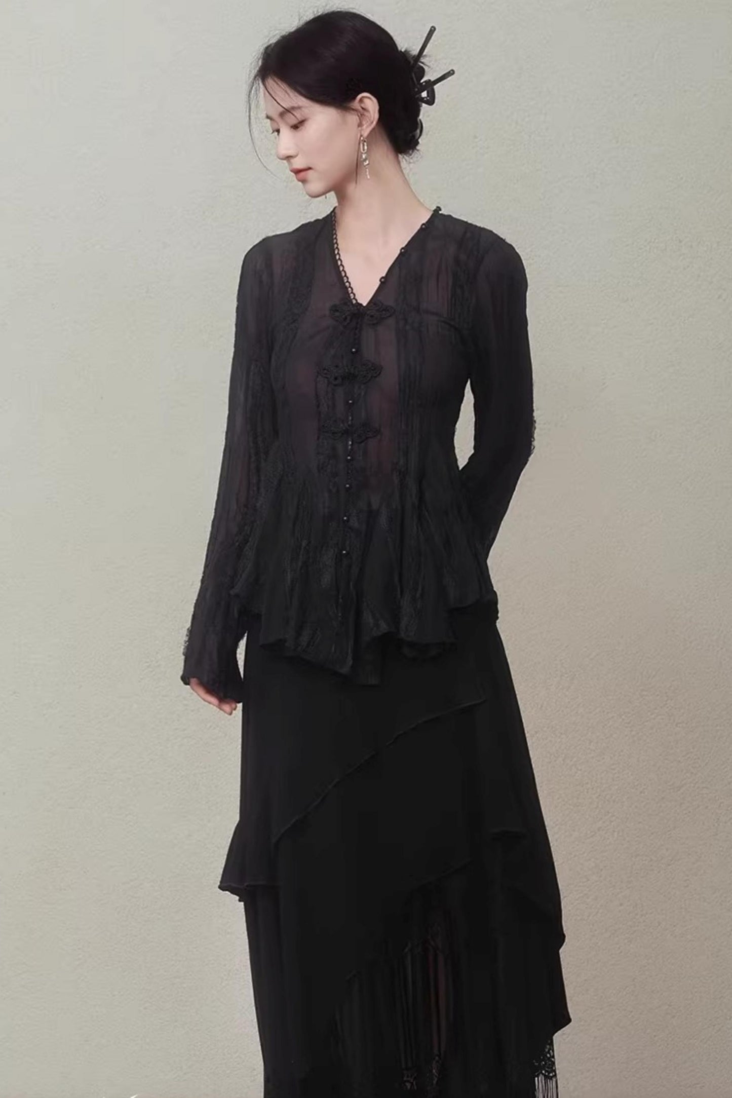 Misty Black New Chinese Top