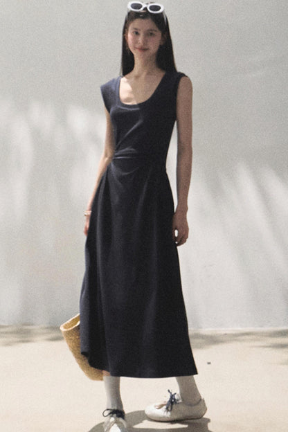 Essential Summer U-Neck Dress