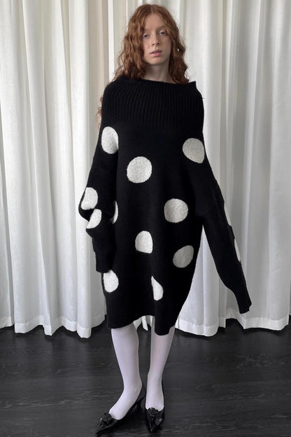 Lazy Pile Collar Sweater