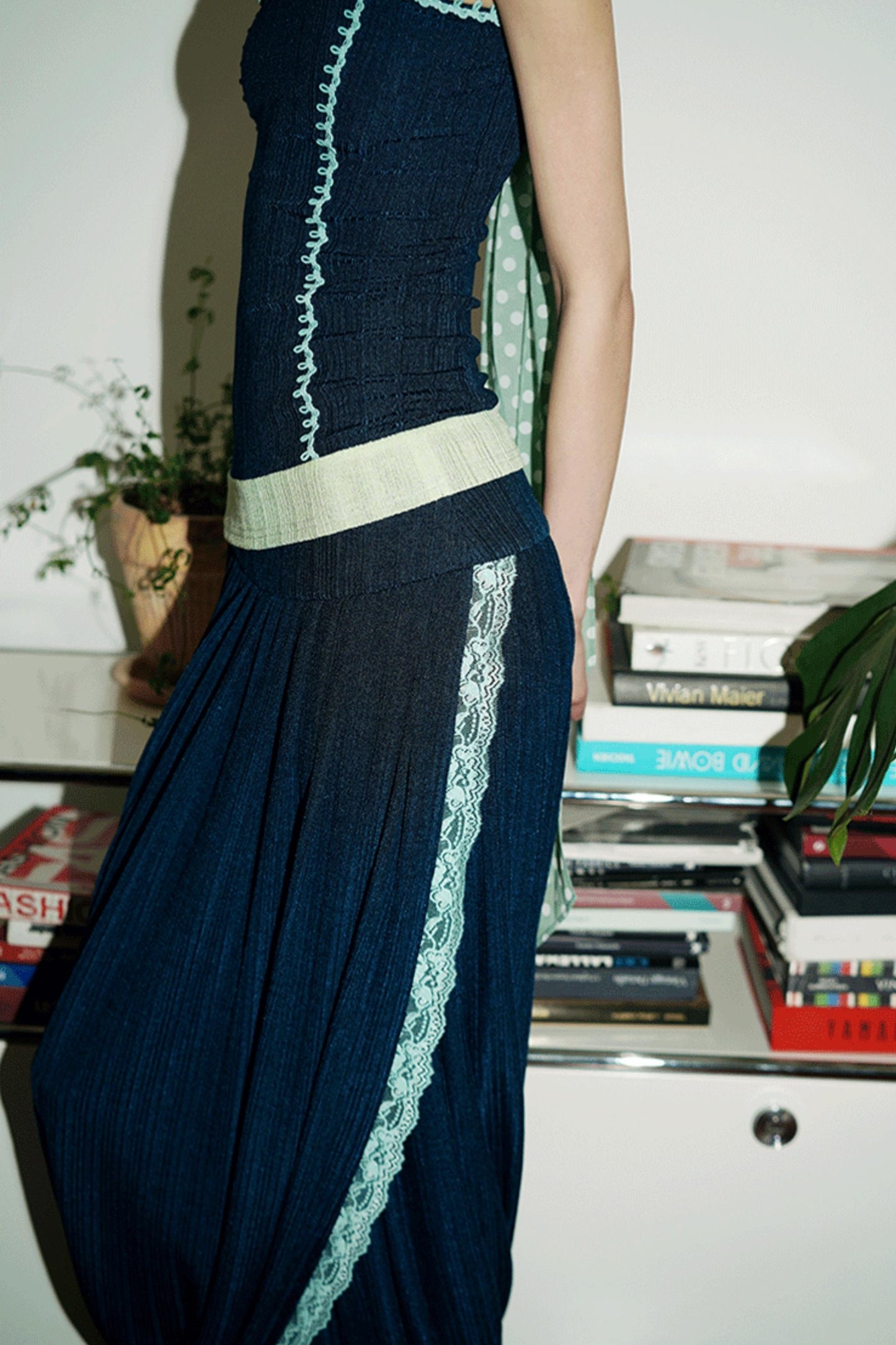 Full Length Silhouette Skirt