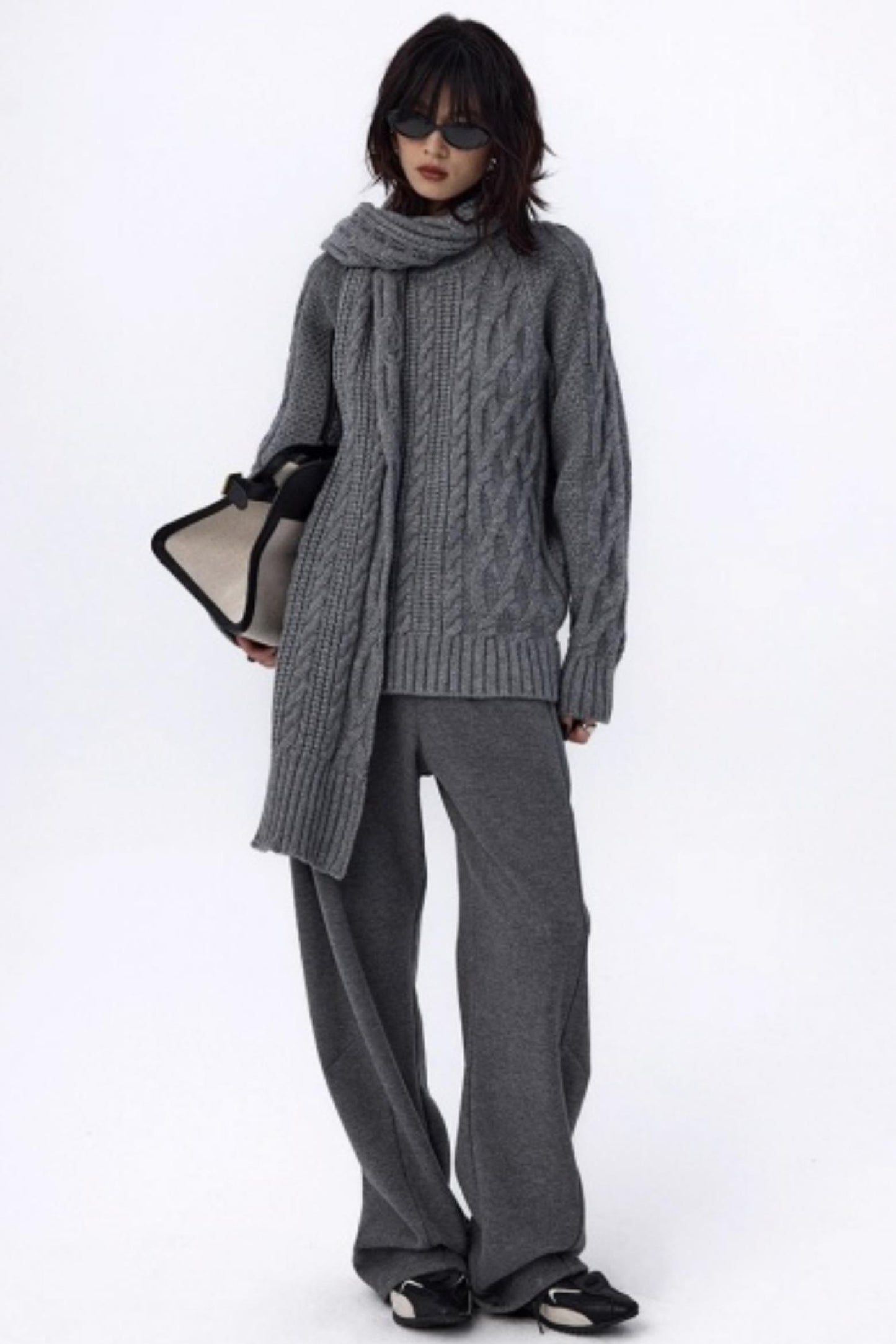 Vintage Paris Gray Knit Scarf