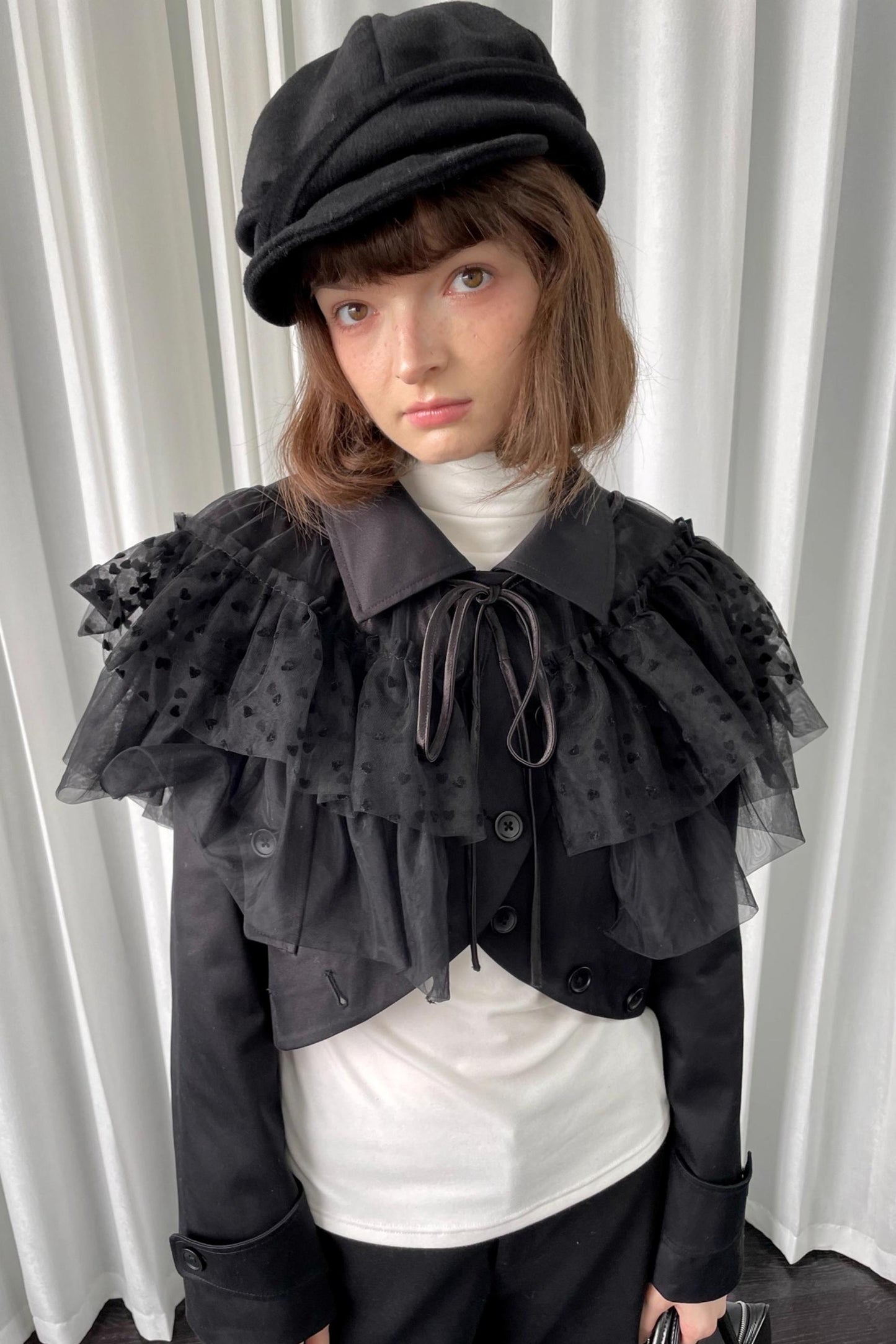 Deodorizing Mesh Lace-Up Shawl Cape