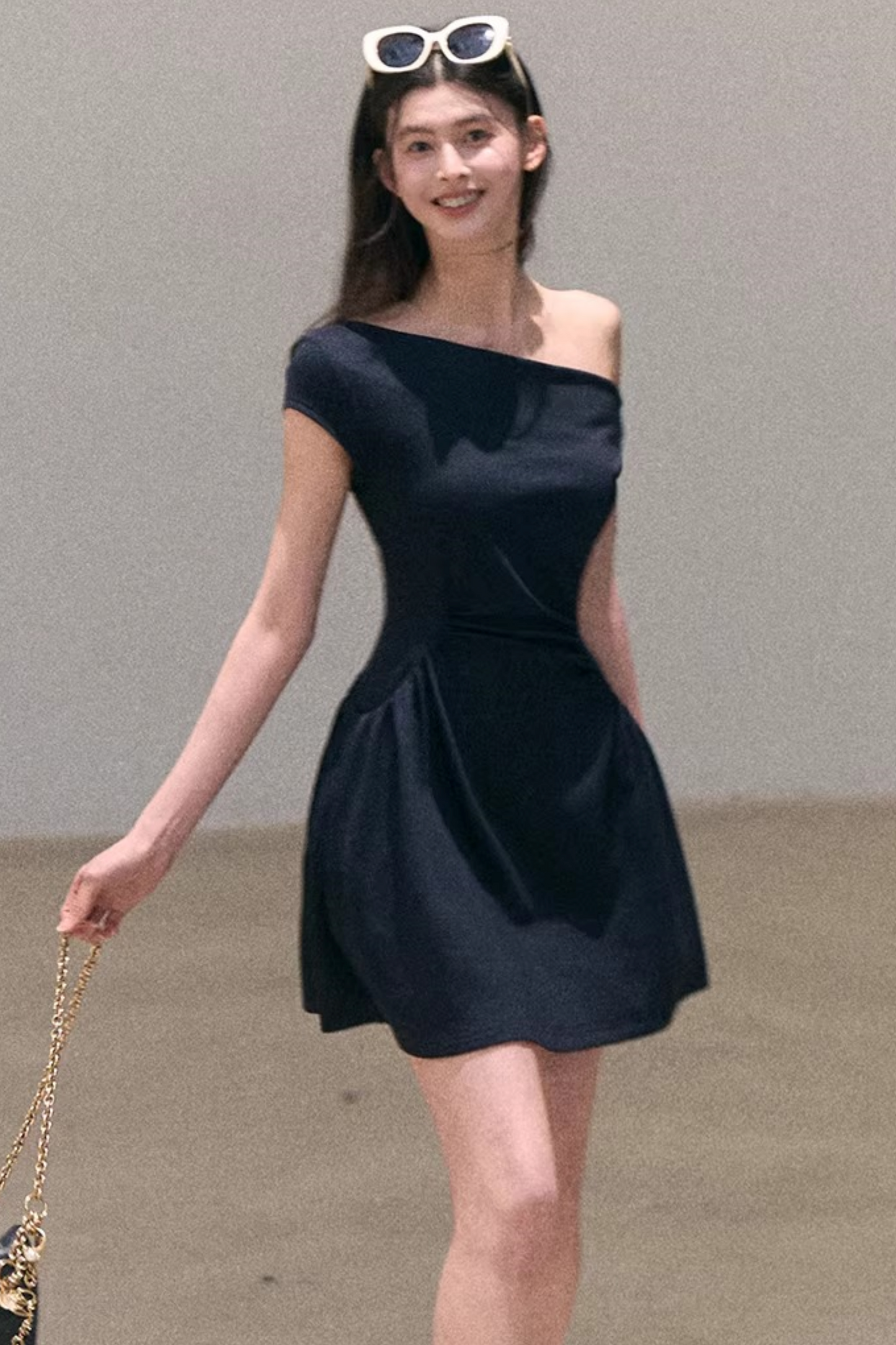 Lyocell-Asymmetrisches-Spitzenkleid