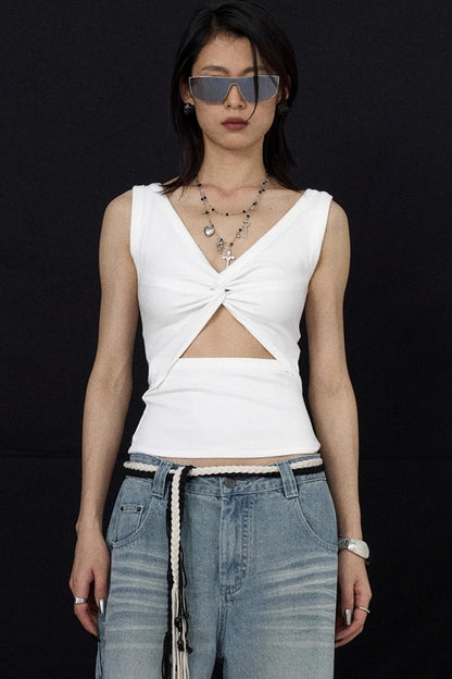 Black And White V-Neck Twisted Cut-Out Slim Vest