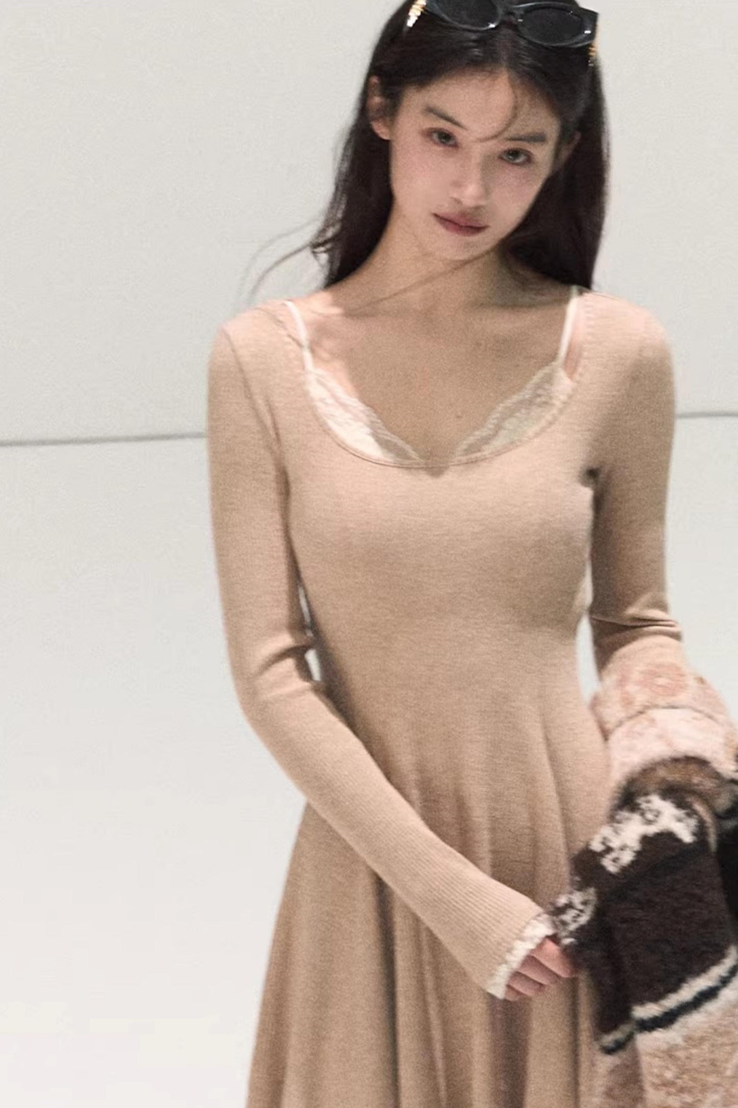 Gestreiftes Kleid mit Ballettkragen