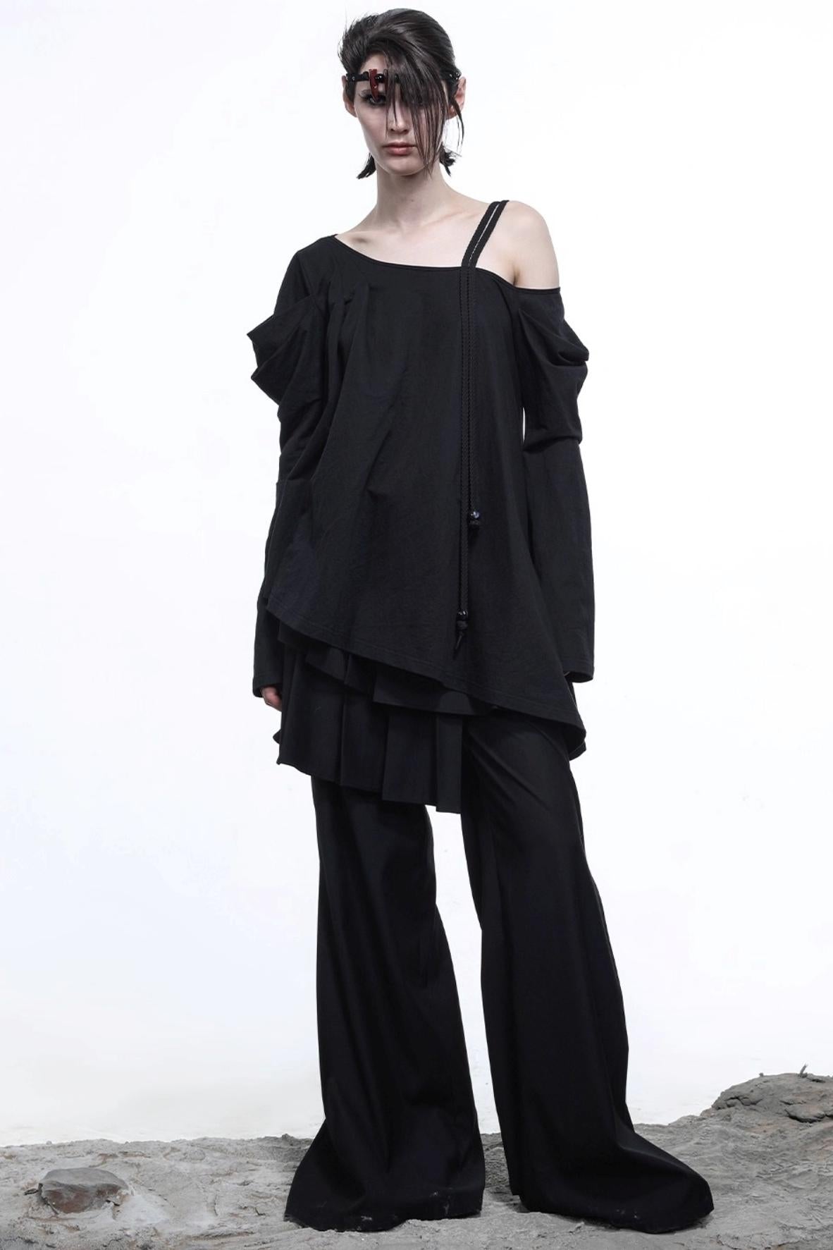 One World Contemplation Long-sleeved T-shirt