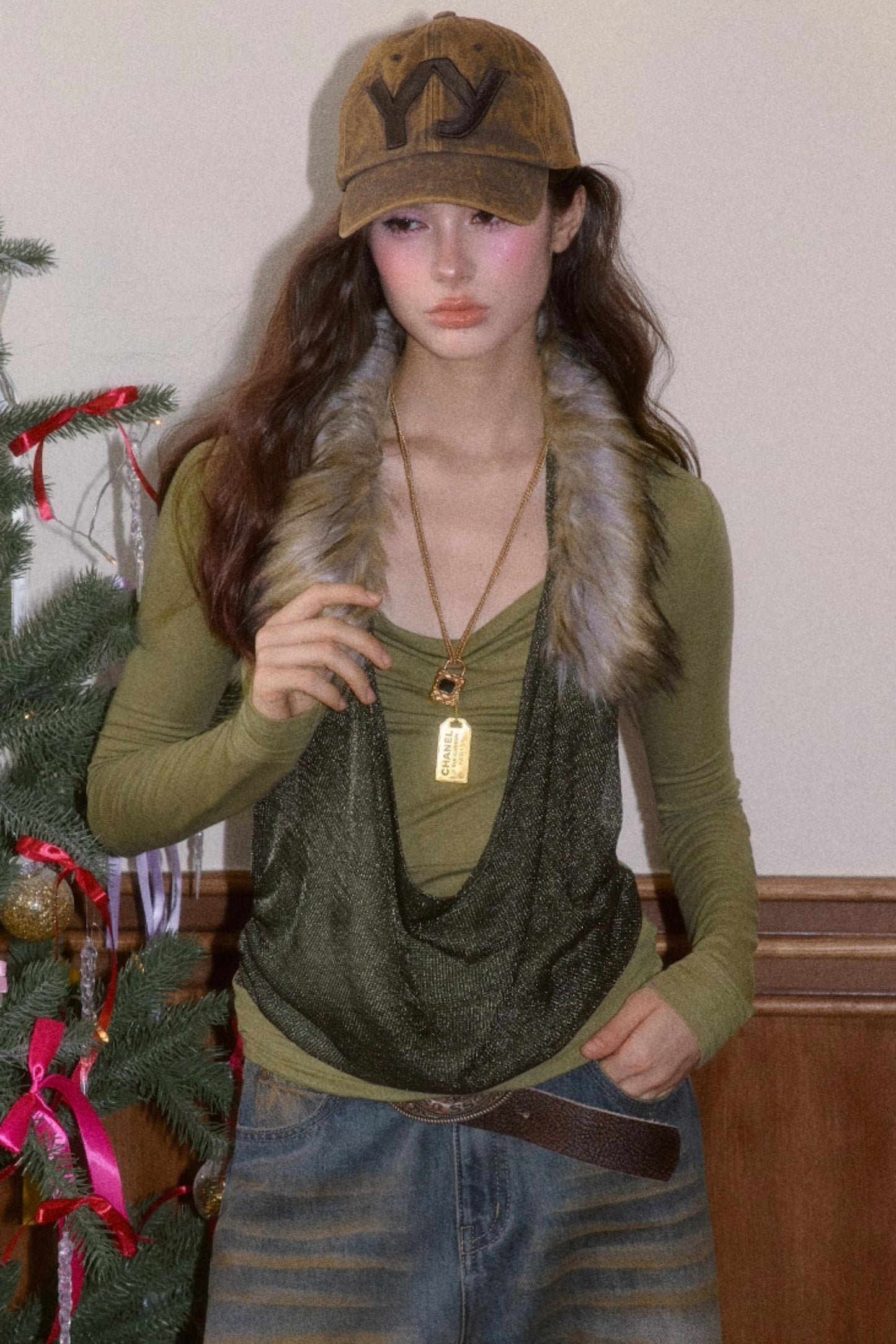 Detachable Fur Collar T-Shirt