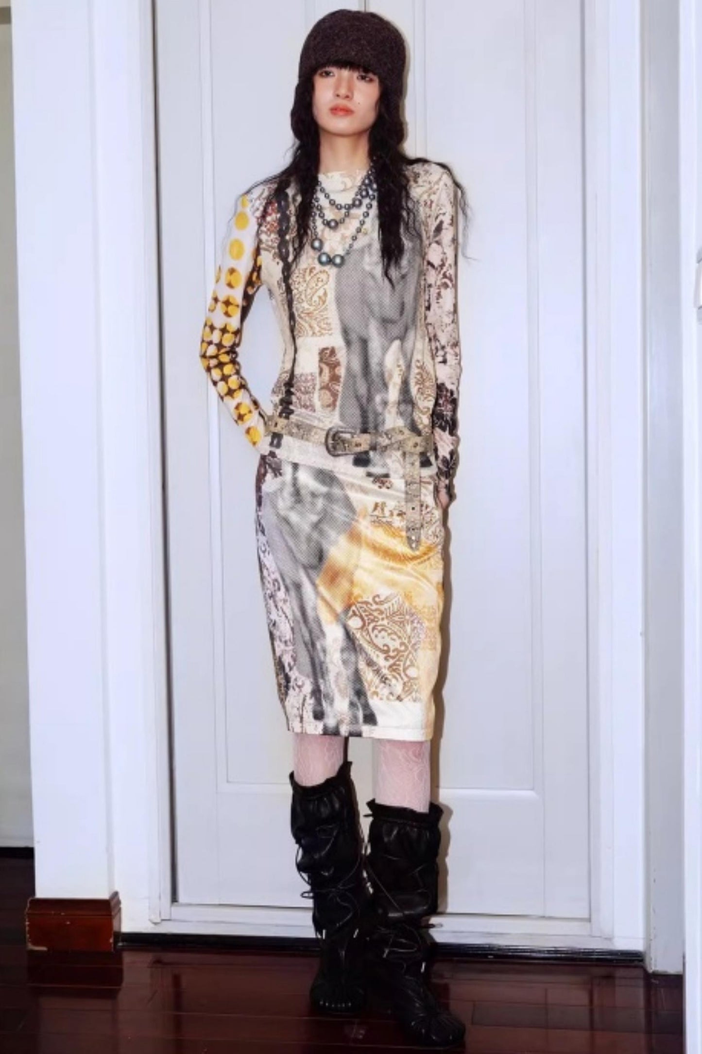 Autumn Niche Printed Sleeve Top