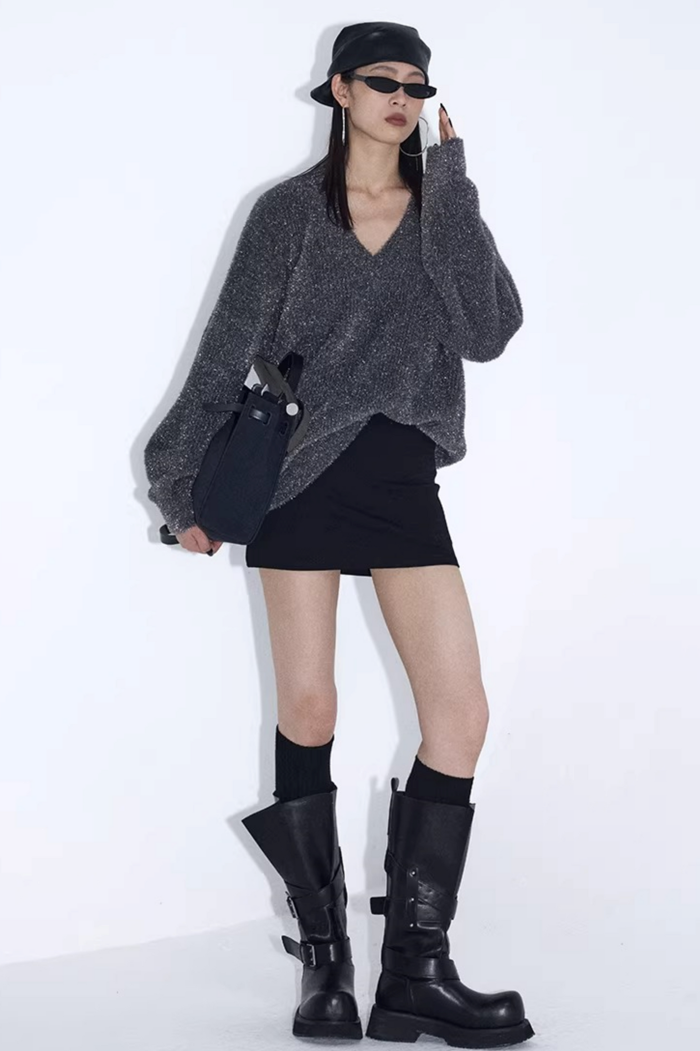Silberner Faden V-Ausschnitt Strickpullover