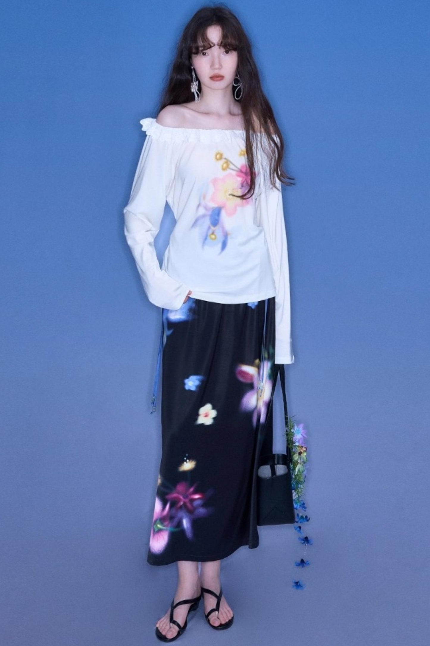 Slanted Shoulder Long-Sleeved Tencel Tee