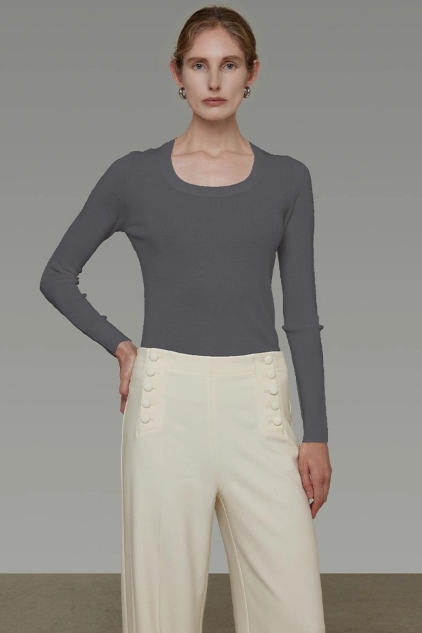 U-Neck Wool Slim Sweater