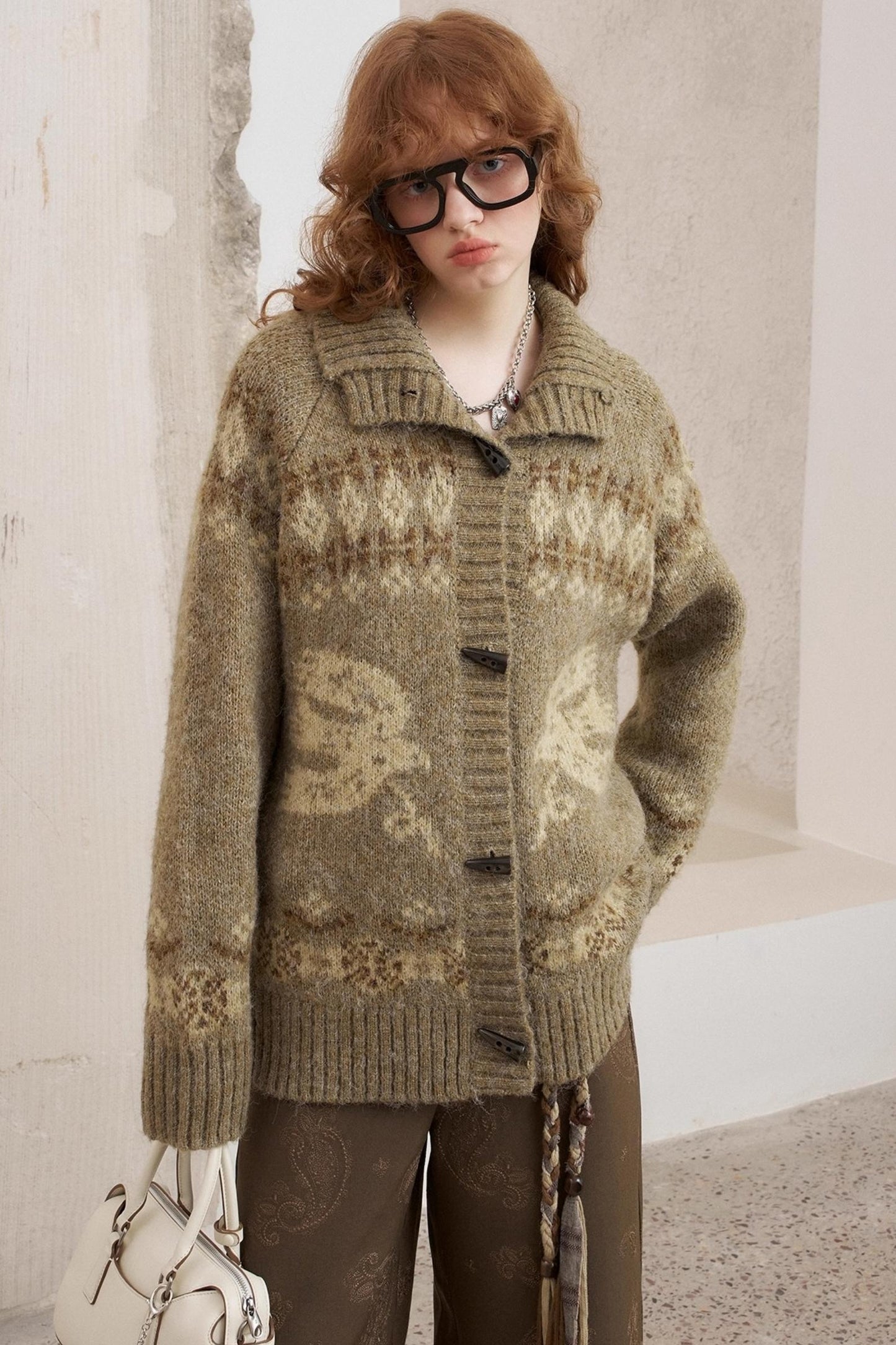 Bird Horn Buckle Loose Warm Cardigan