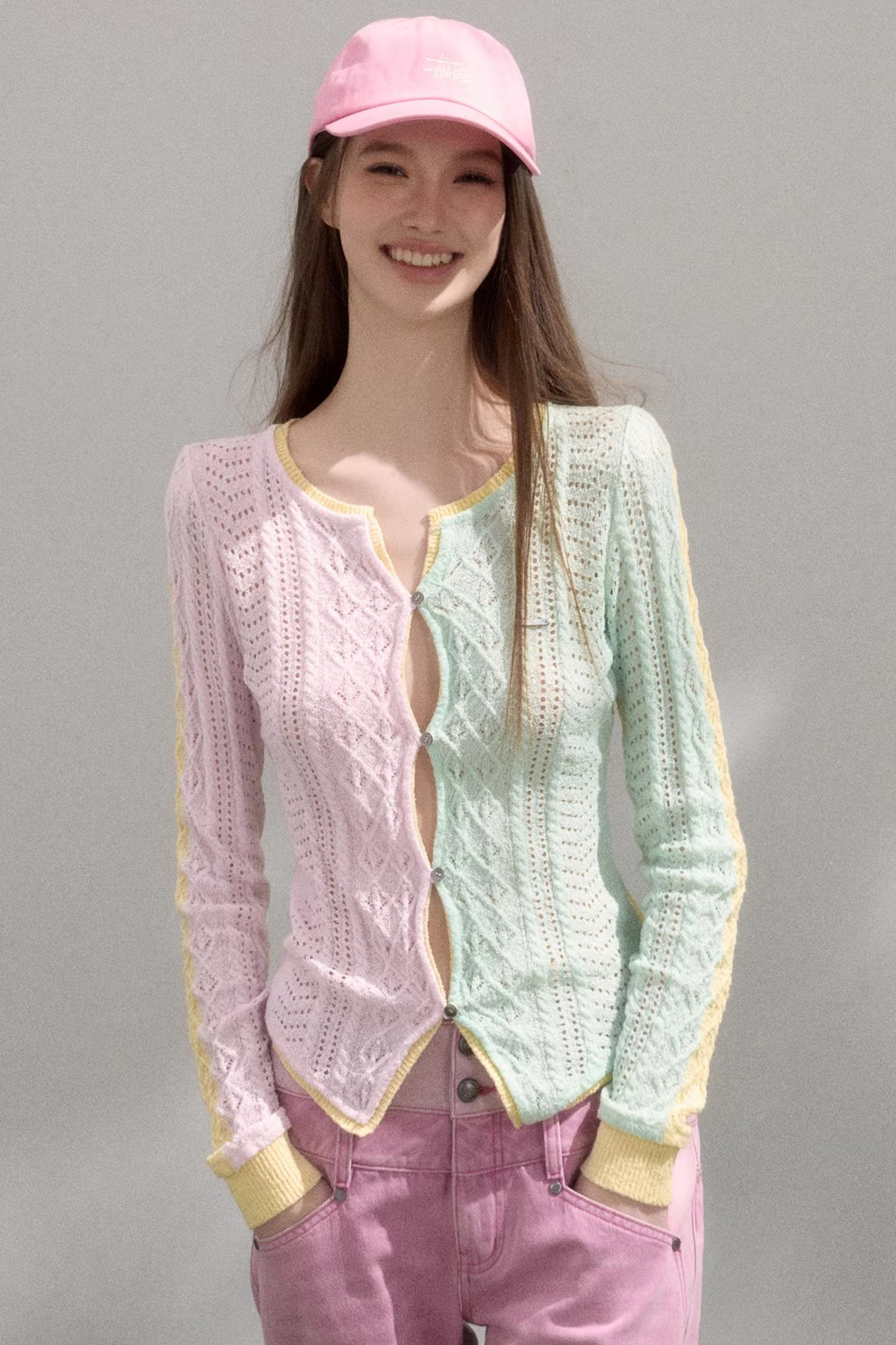 Figurbetonter Pullover mit Kontrastnaht