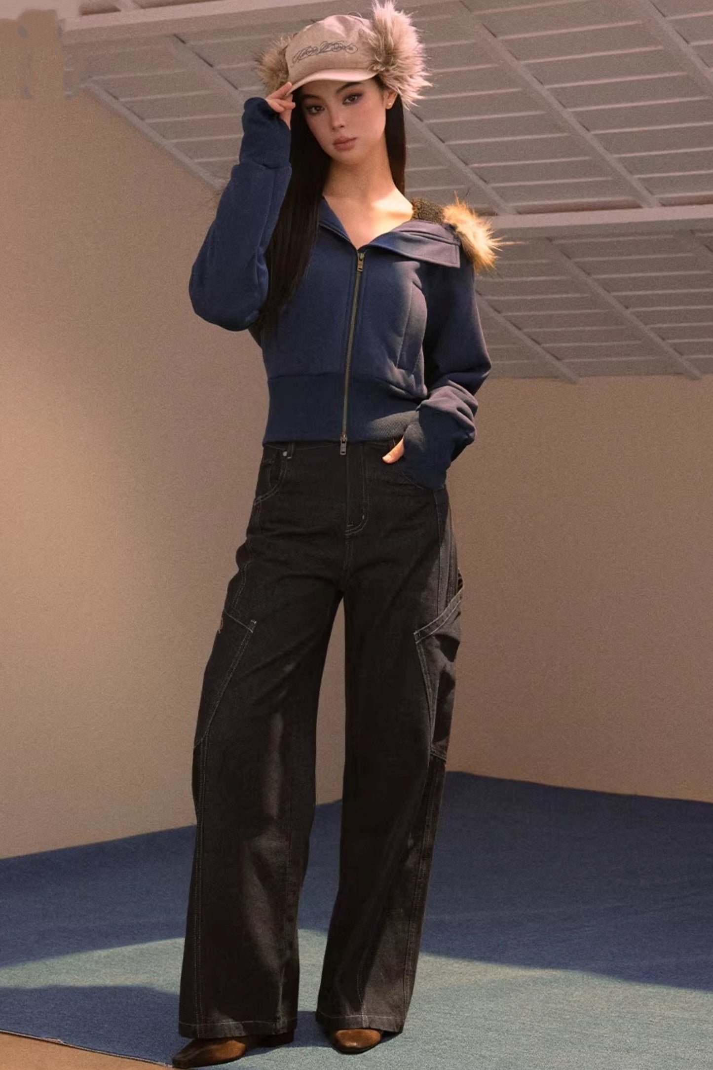 Wide-Leg Diagonal Pocket Jeans