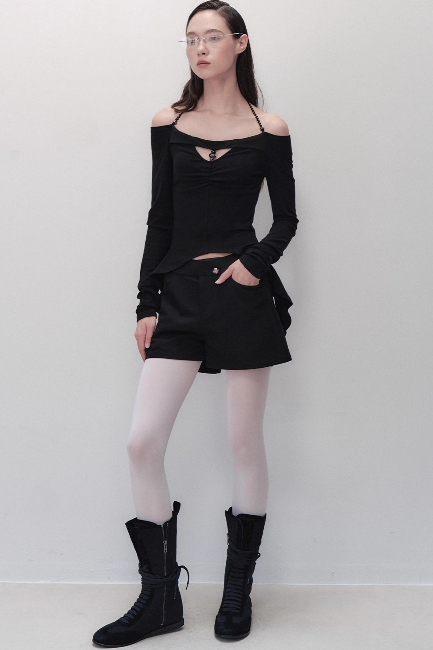 Shadow Pleated Short Skirt