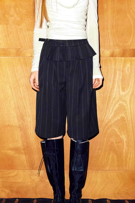Pantaloni a sei punti a righe grigie