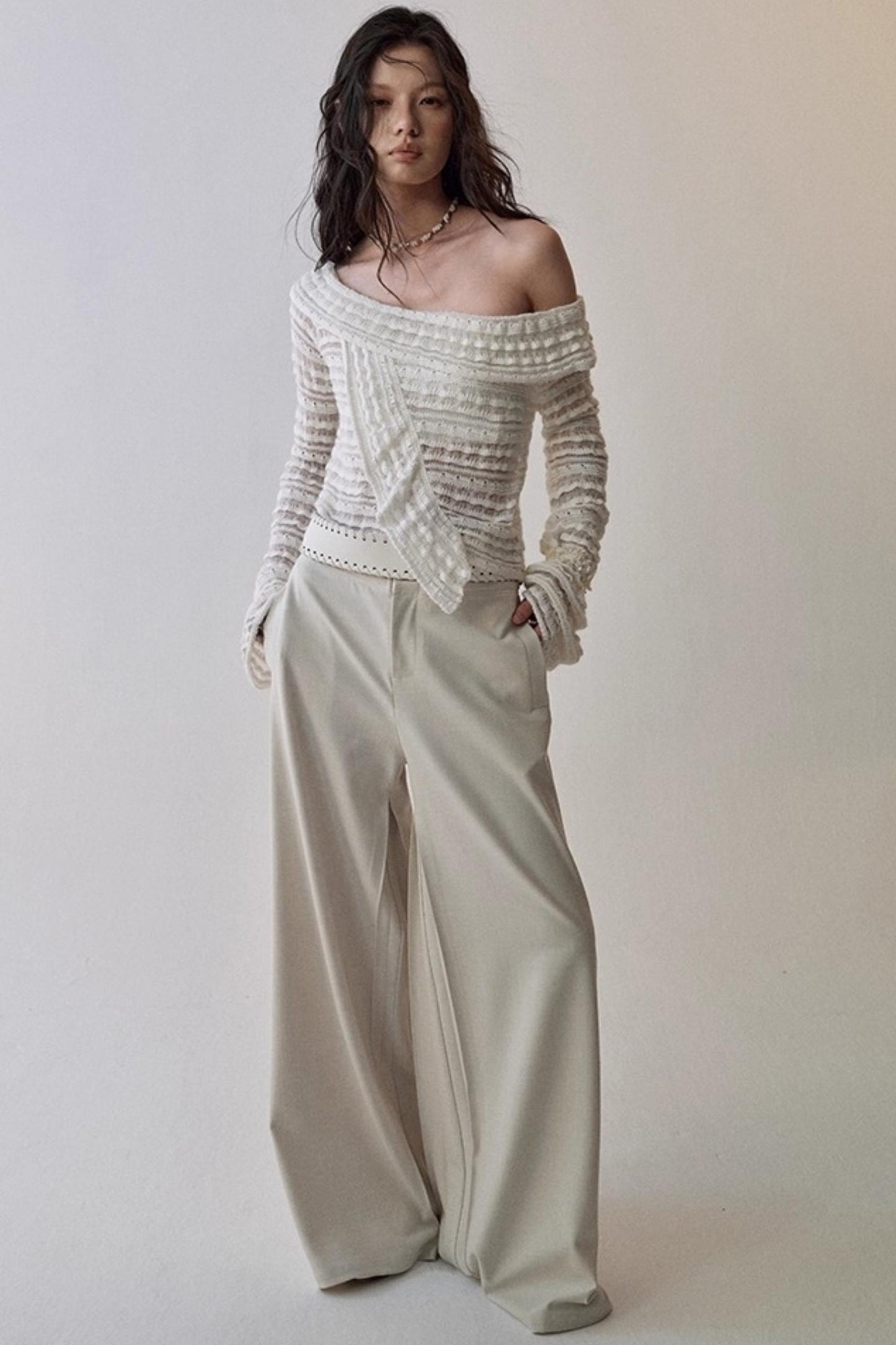 Clouds Knitted One-Shoulder Blouse
