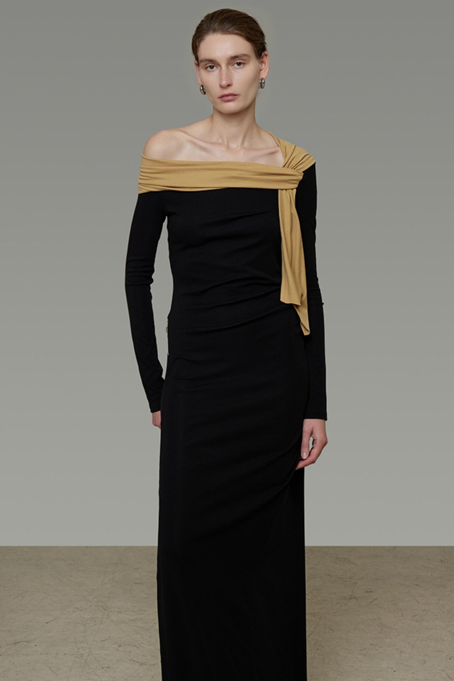 Slim Autumn One Shoulder Dress