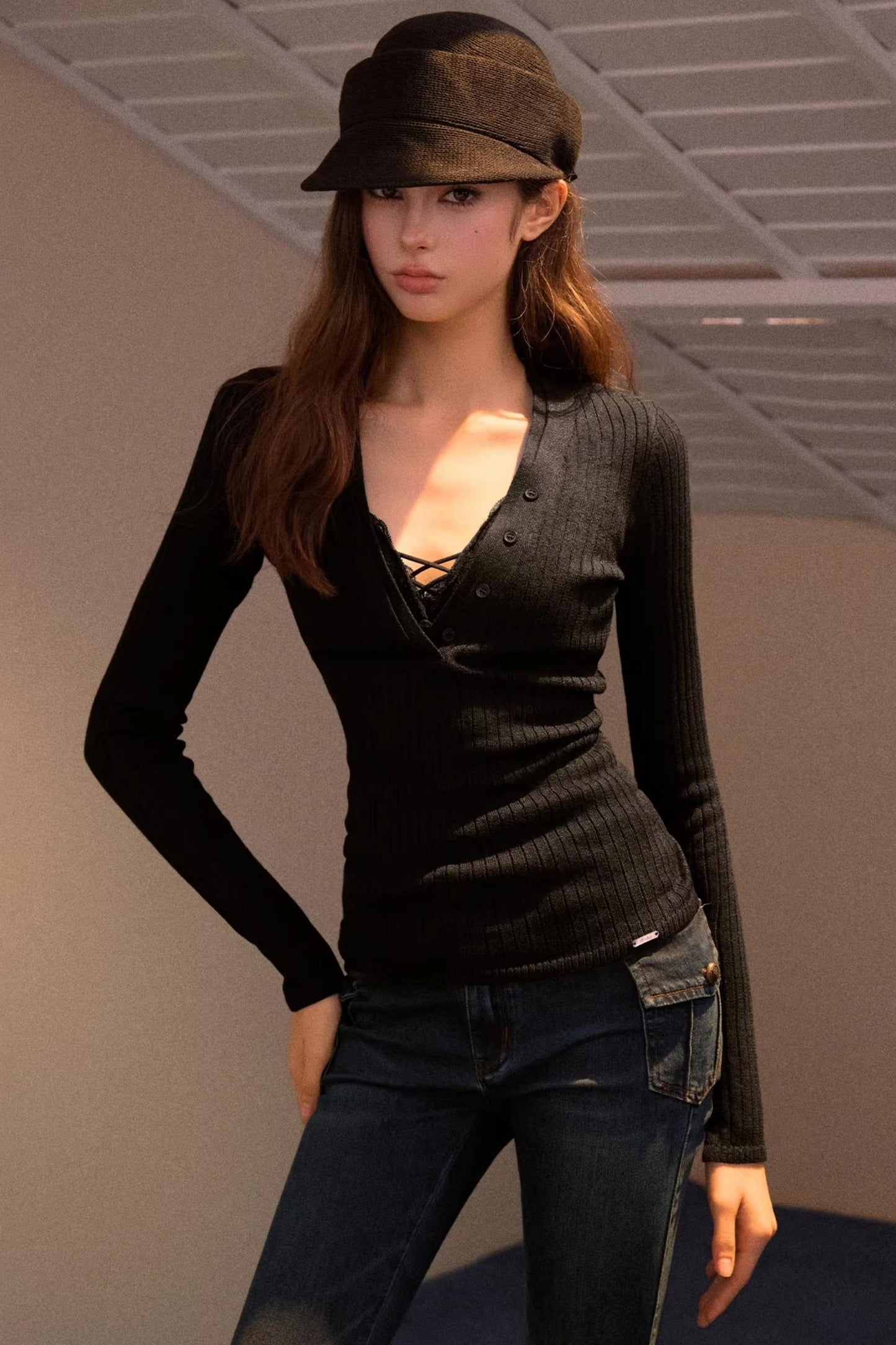 V-Ausschnitt Strickpullover